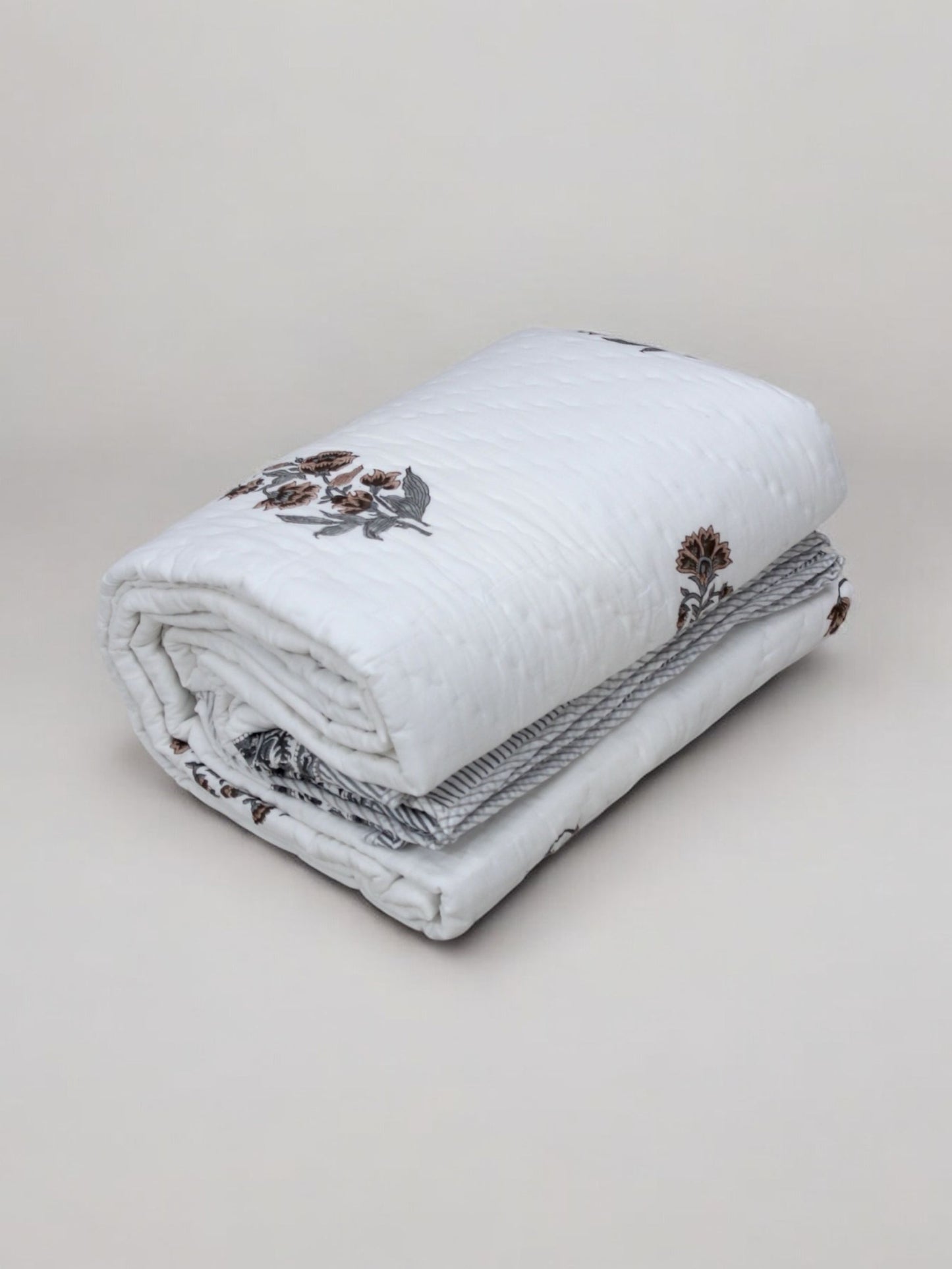 Autumn blossom Mulmul Quilt