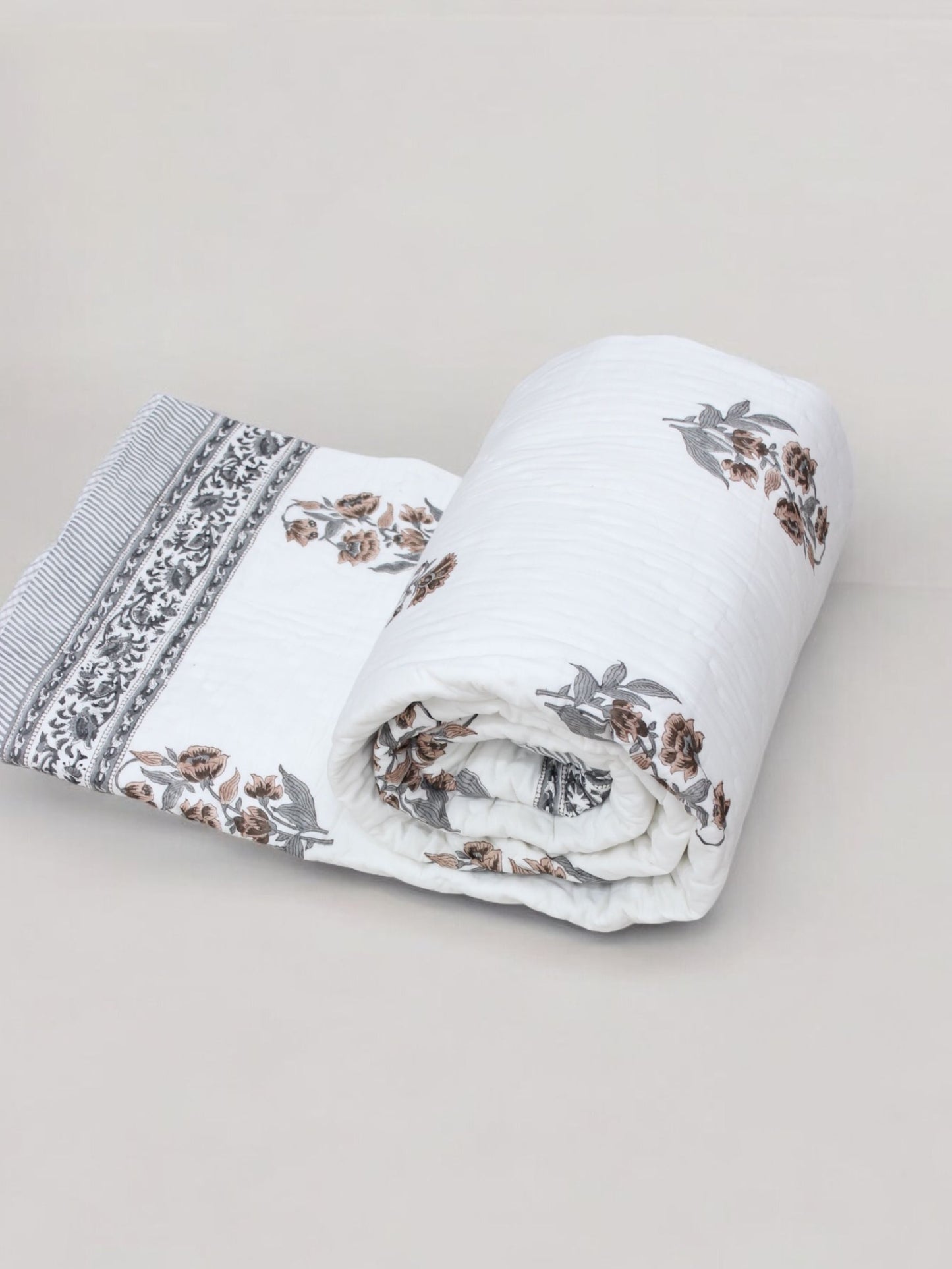 Autumn blossom Mulmul Quilt