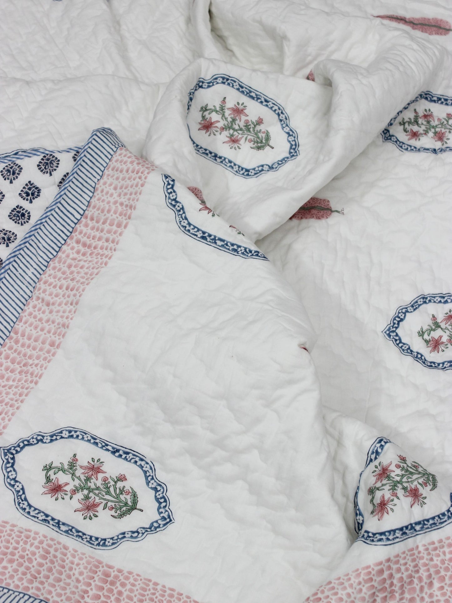 Jasmine Mirror Mulmul Quilt