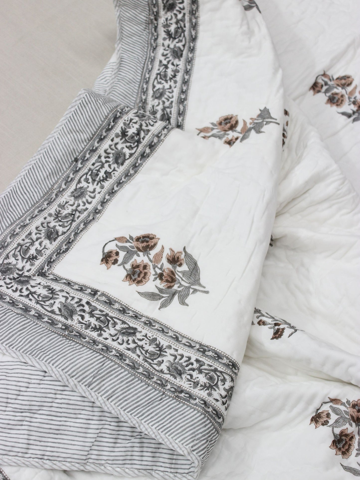 Autumn blossom Mulmul Quilt