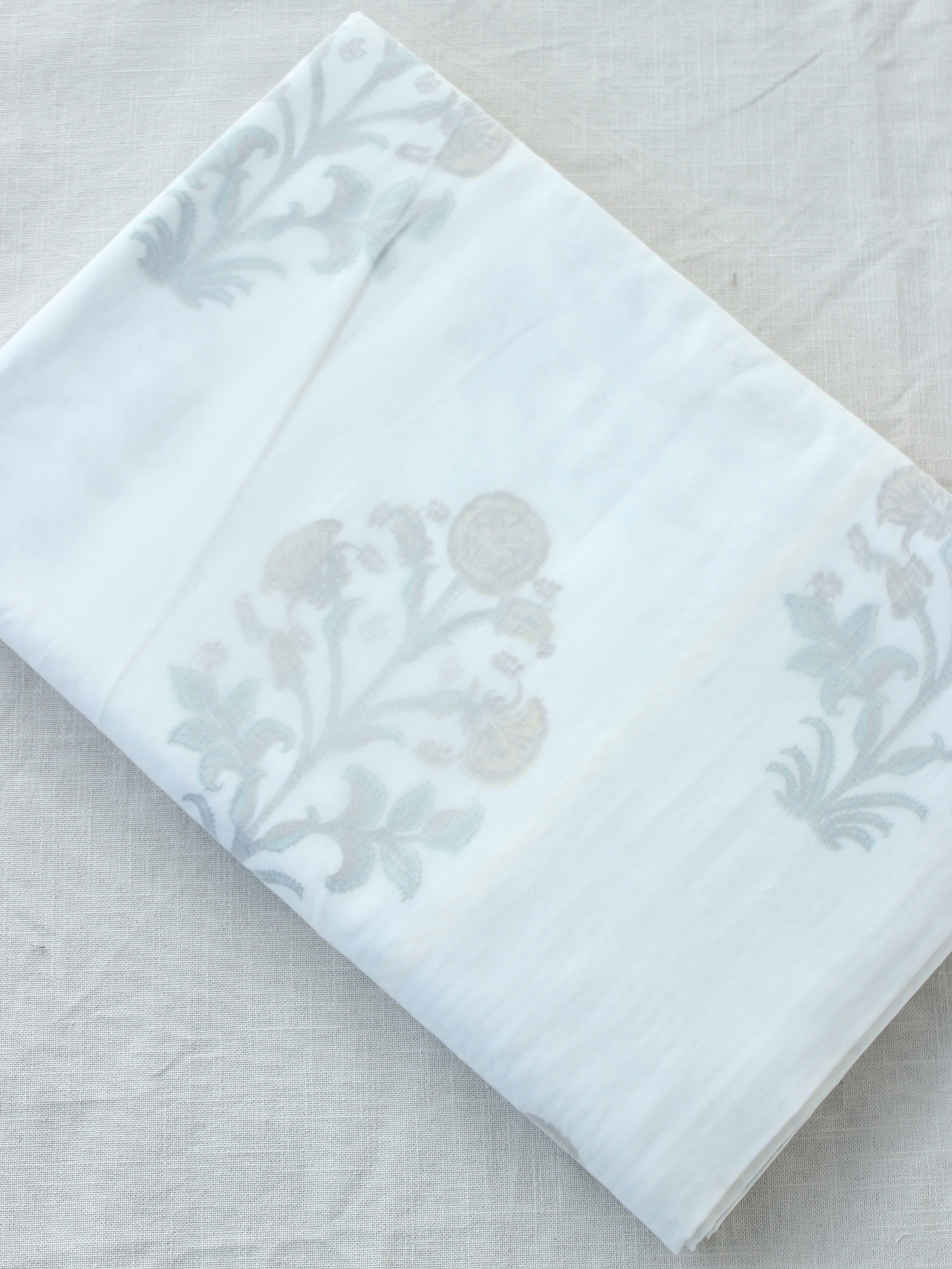 Sunlit Meadows Muslin Dohar