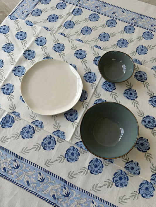 Aab-e-Gul Cotton Table Runner