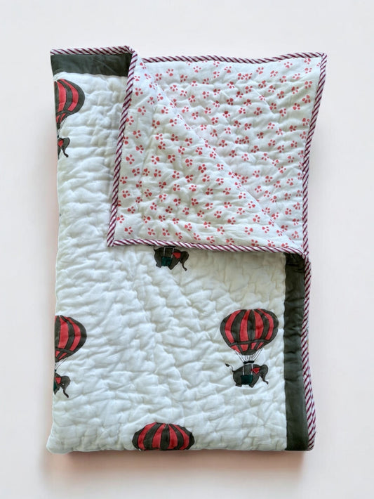 Hot Air Balloon Mulmul Baby Quilt