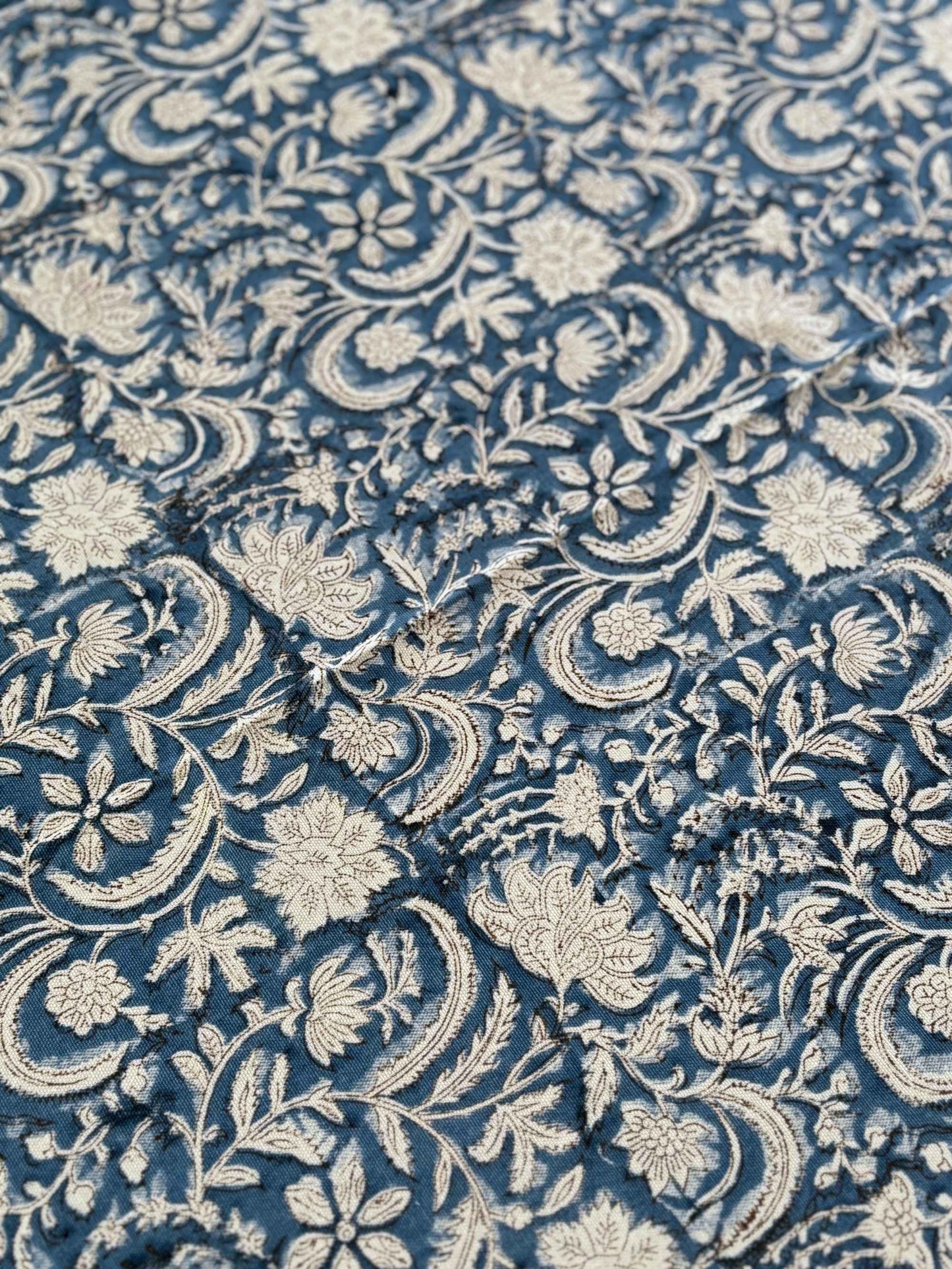 Blue O Table Cover