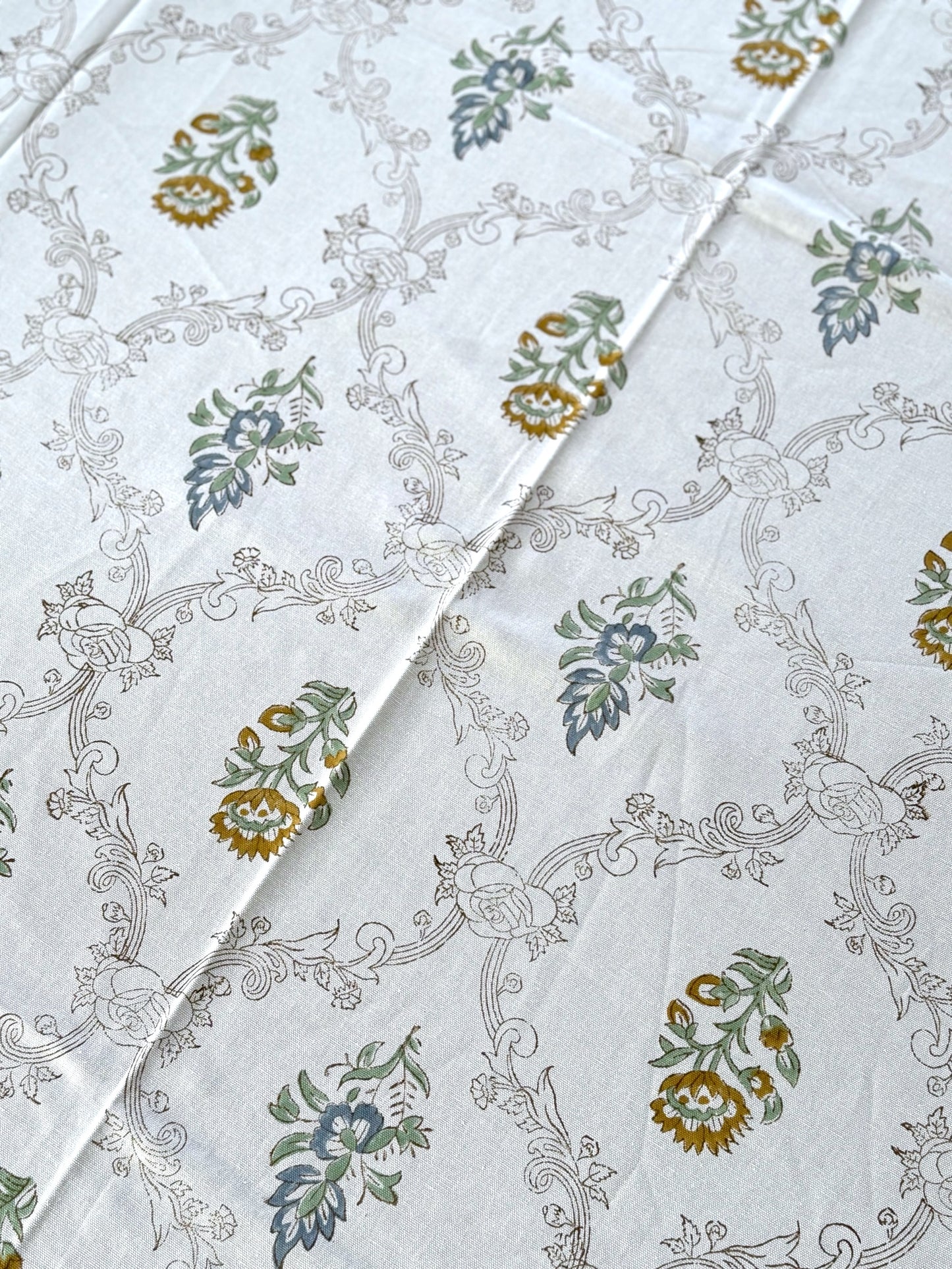 Jhumar Table Cover