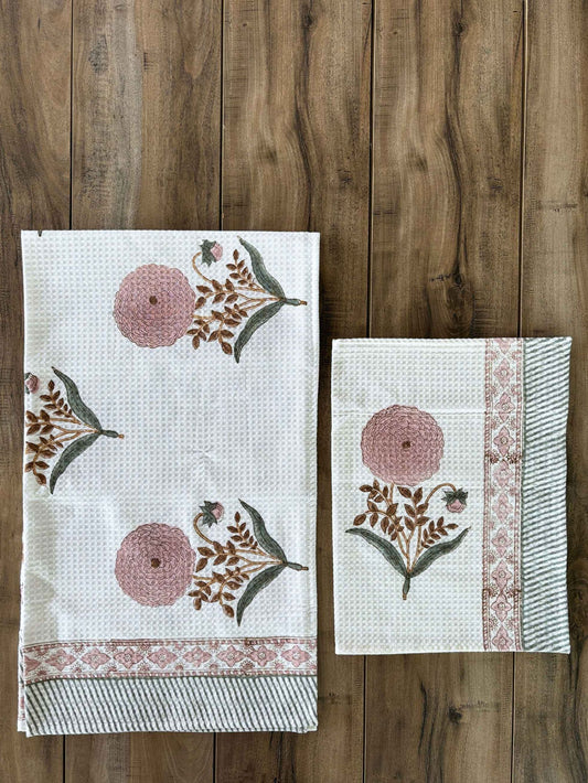 Pink cotton towel set