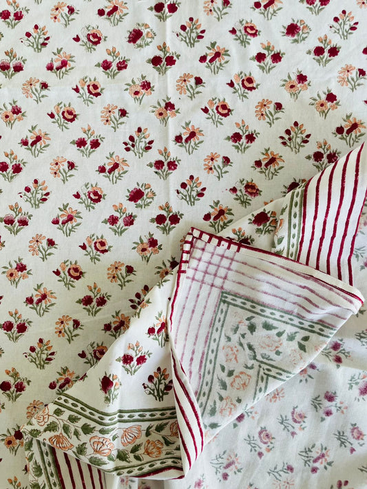 Laal Gulab Kenari Cotton Tablecloth