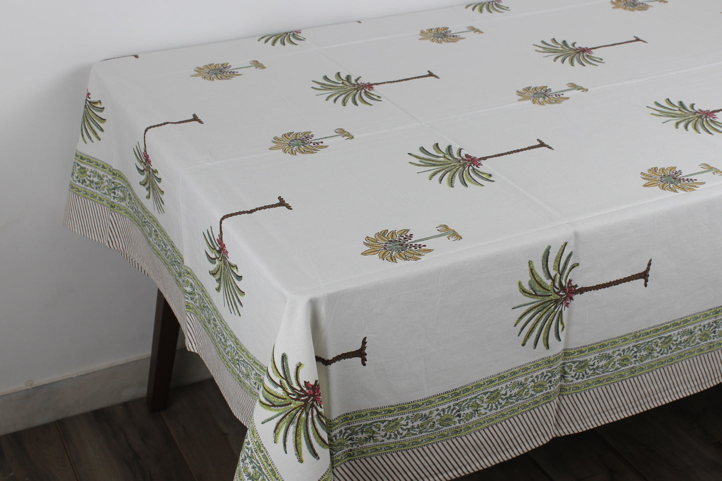 Palm print table cover