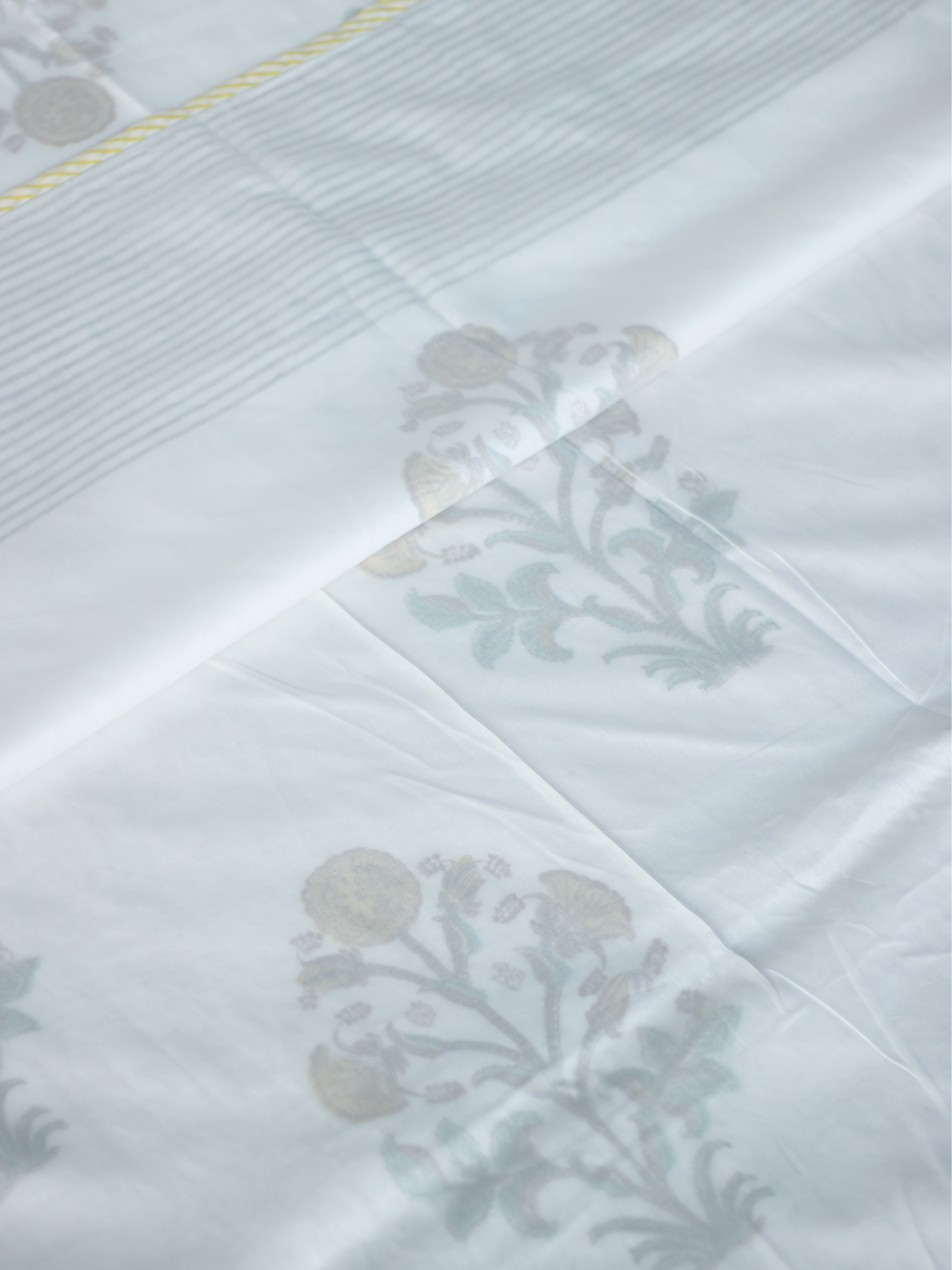 Sunlit Meadows Muslin Dohar