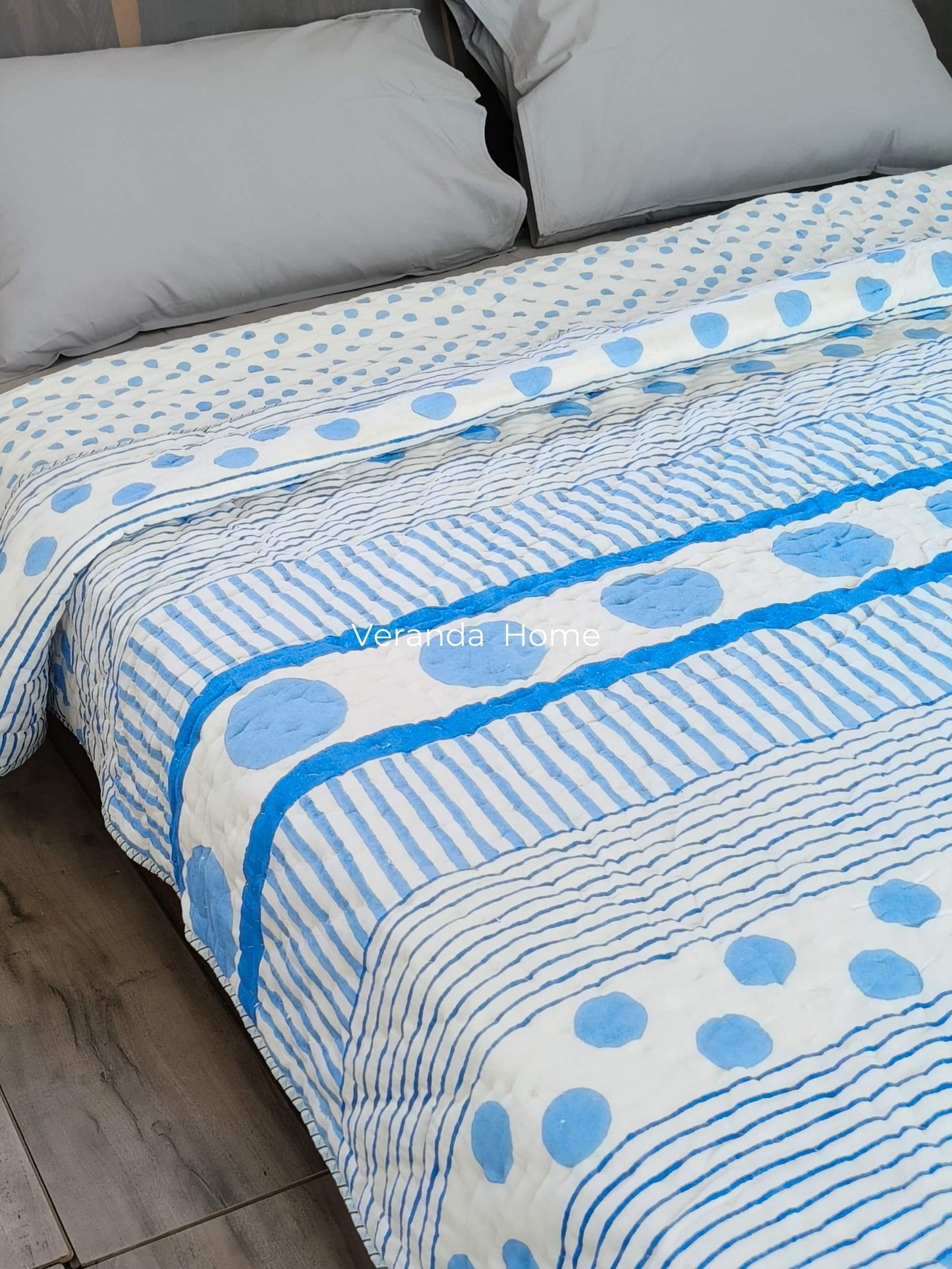 Blue Polka Mulmul Quilt