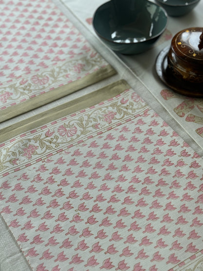 Kamal Manjari Table Placemat & Napkin set