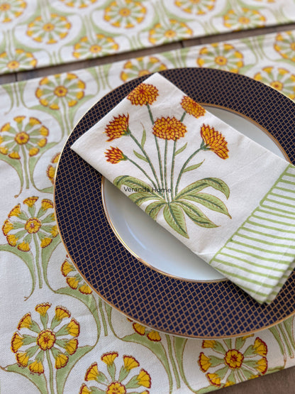 Retro Floral Placemat & Napkin Set