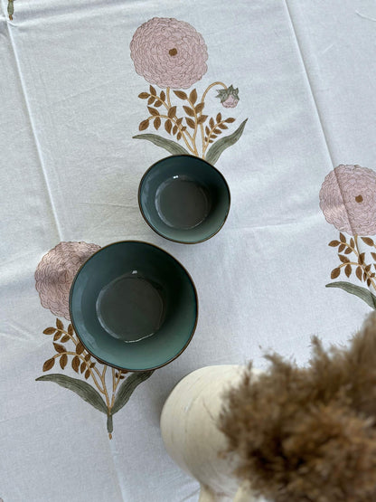 Petals & Vines Table Cover