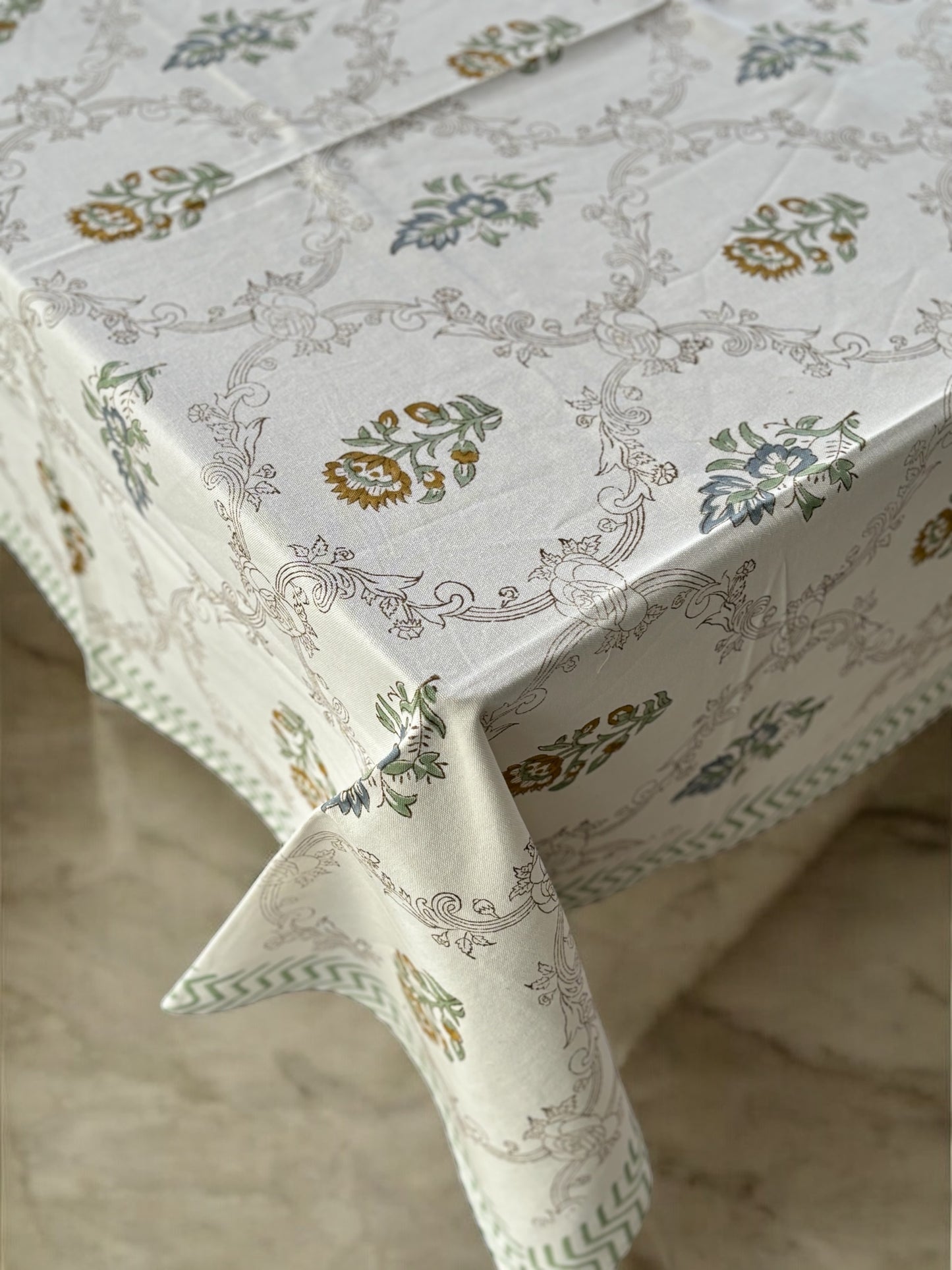 Jhumar Table Cover