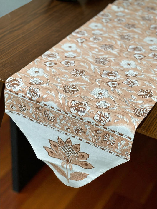 Raj Mahal  table linen set