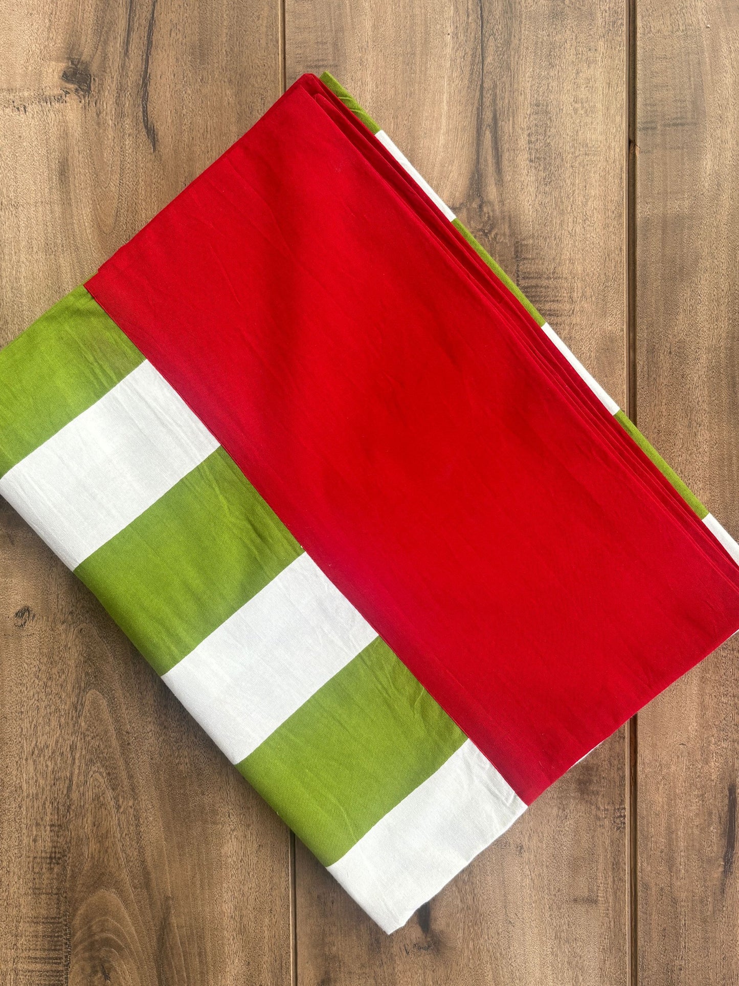 Striped Rectangular Tablecloth Green & White Dining Table Cover for Home Decor