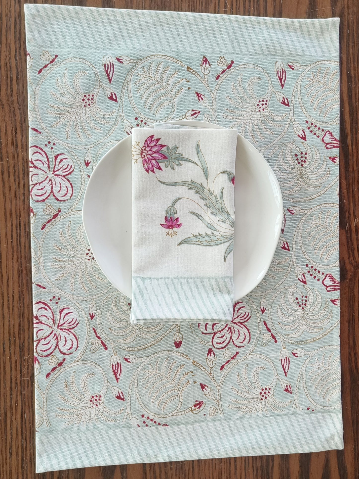 Ae -e-Placemat & Napkin Set