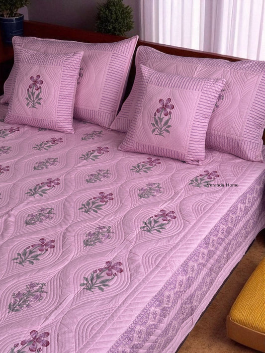 Lavender Paisley Heritage Bedcover Set